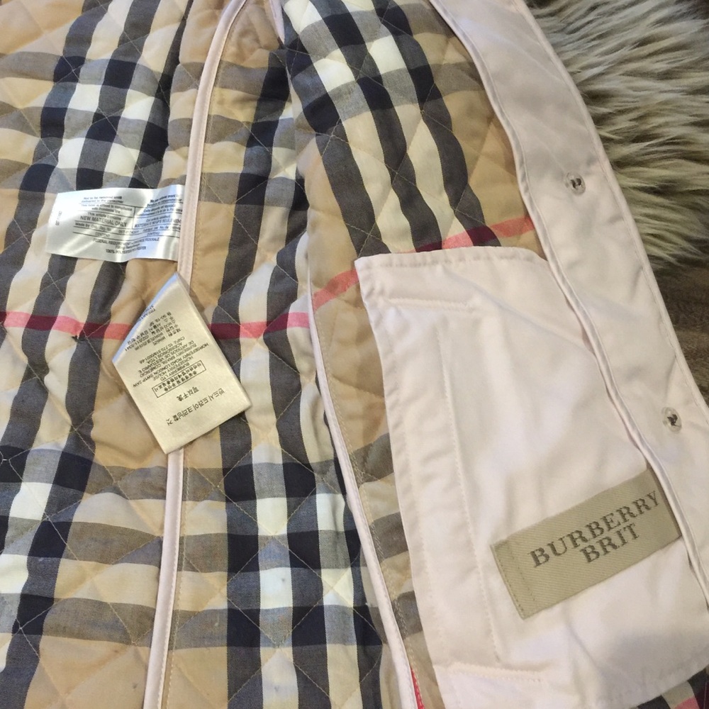 Blush pink Burberry quilted Coat - Picture 8 of 17